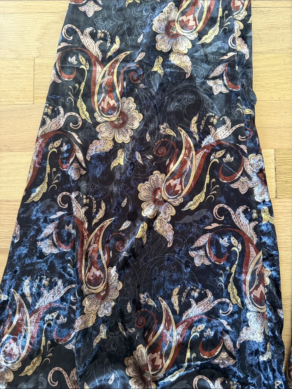 NEW ModCloth Medium Black & Tan Paisley Velvet Bell Bottom Pants - Picture 2 of 5